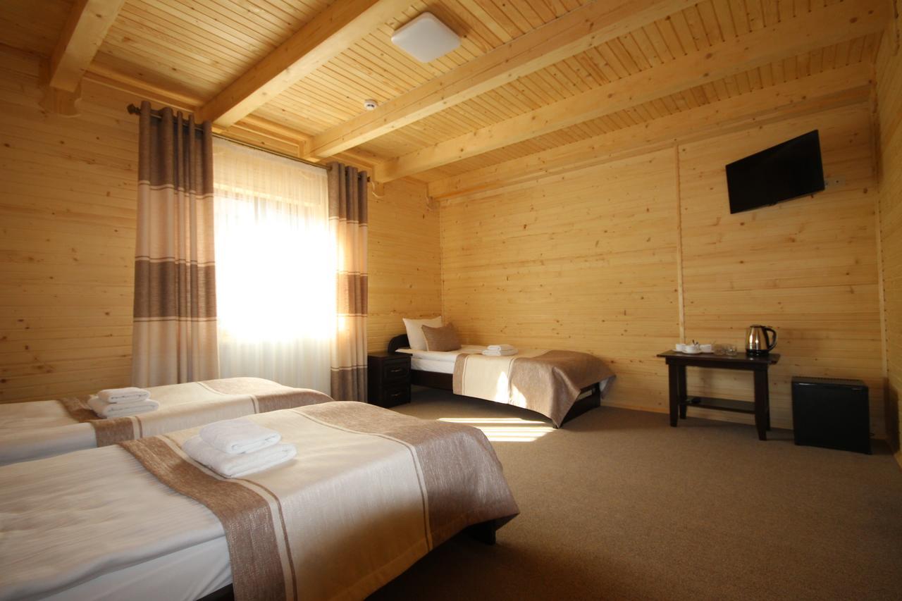 Family Hotel Kaskad Boekovel Buitenkant foto