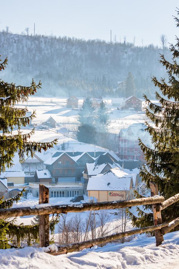 Family Hotel Kaskad Boekovel Buitenkant foto