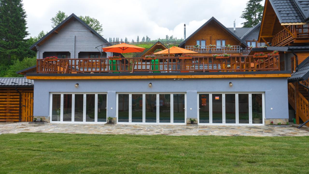 Family Hotel Kaskad Boekovel Buitenkant foto