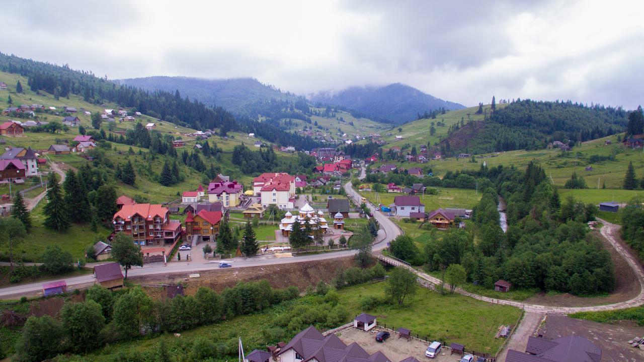 Family Hotel Kaskad Boekovel Buitenkant foto