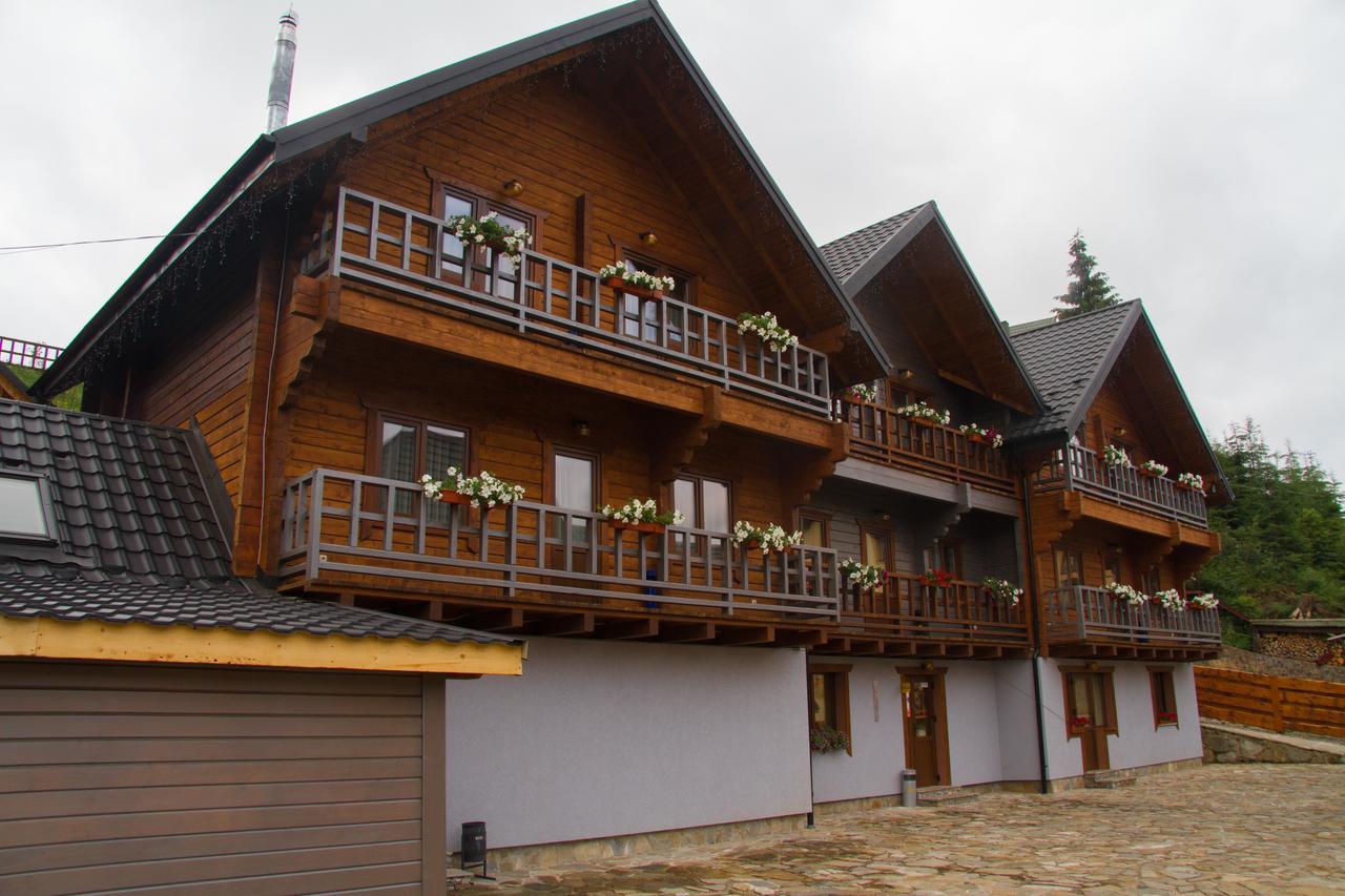 Family Hotel Kaskad Boekovel Buitenkant foto