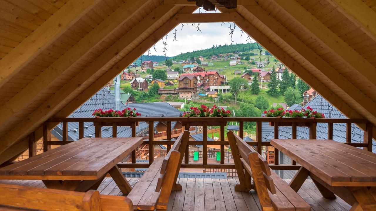 Family Hotel Kaskad Boekovel Buitenkant foto
