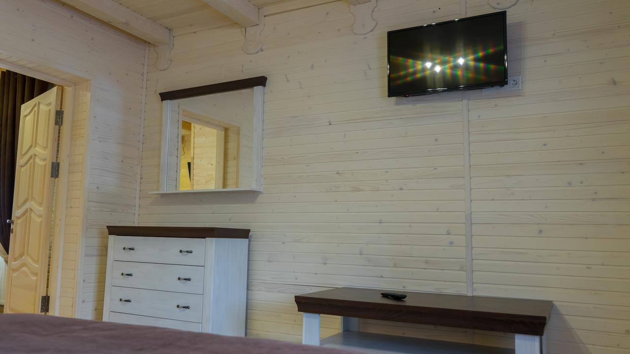 Family Hotel Kaskad Boekovel Buitenkant foto